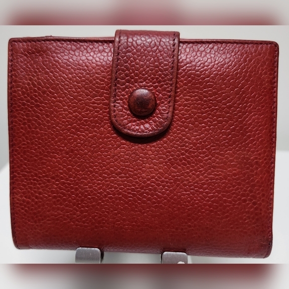 CHANEL CC Caviar Red Leather Bifold Wallet - Picture 4 of 12